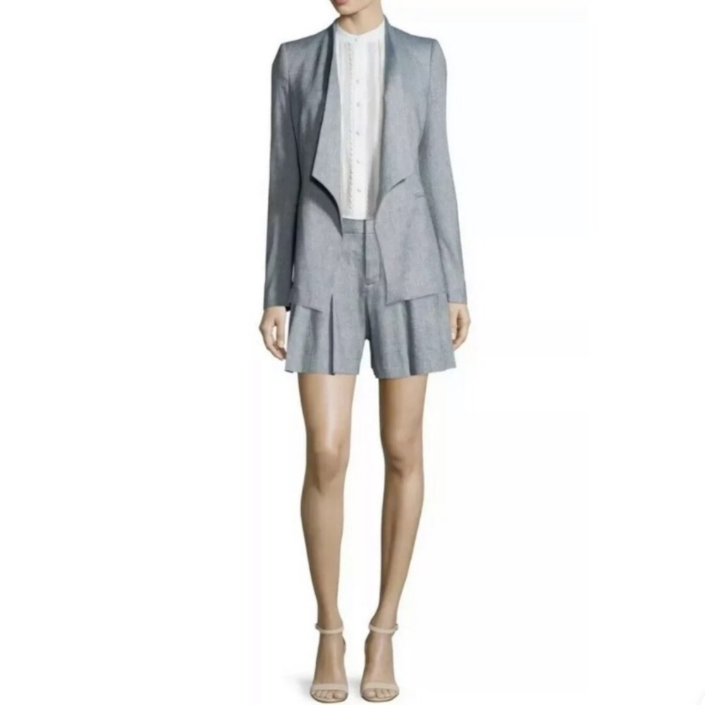 Linen blazer and shorts set. Alice and Olivia